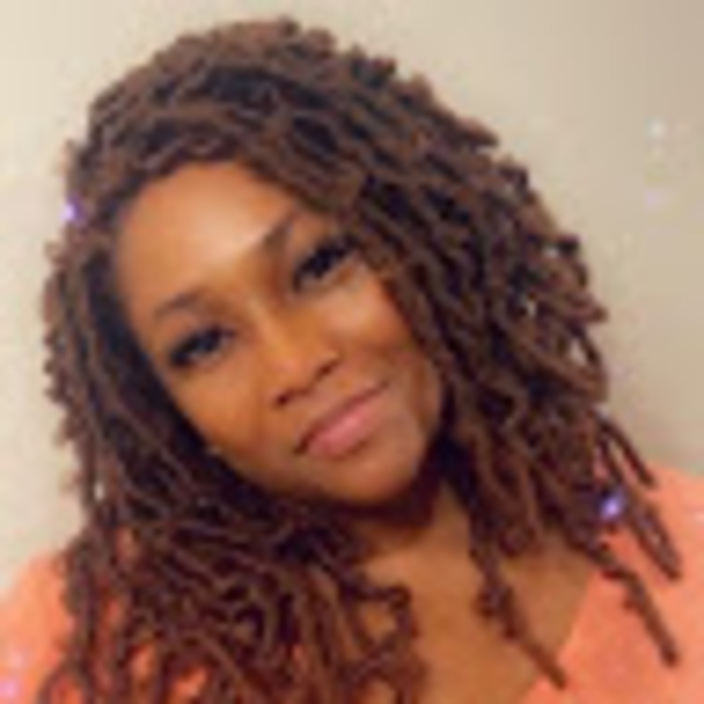Meet your Posher, Lakeisha